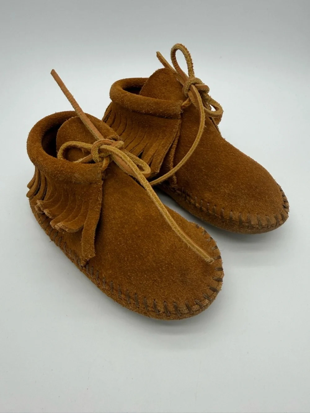 VTG 80s Minnetonka Moccasin Childrens Softsole Fringe Boots Size 7 Style 2482